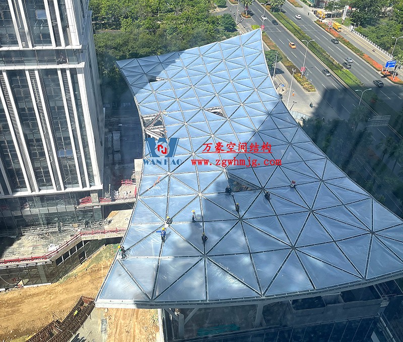 縱使烈日炎炎，腳步從未止歇！海南這個ETFE氣枕膜項目施工進度有最新消息
